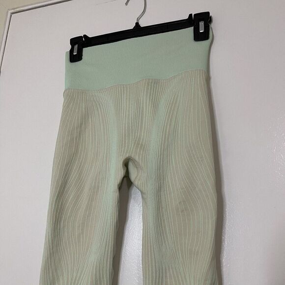 NWT NIKE YOGA dri-fit neon green ribbed high waist leggings size small - Picture 2 of 8